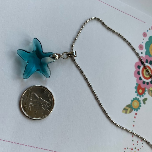 *2/$40* Swarovski Elements Starfish Pendant - Picture 4 of 4